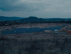 Solární panely na Zelené louce