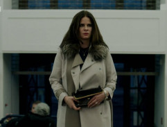 Karla Sovová v bance