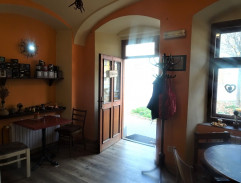 V Tánině kavárně II