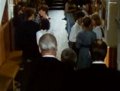 Před divadelní šatnou