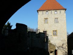 Pohled na věž hradu