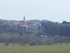 Město