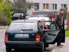 Před domem Františka Miláčka