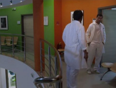 pred primárkinou kanceláriou