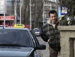 pred sídlom Taxi Globe