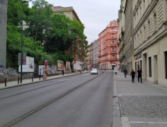 Pronásedování TAXI