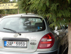 pred sídlom Taxi Globe