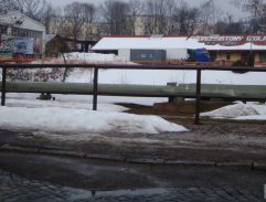 pri autobusovej stanici