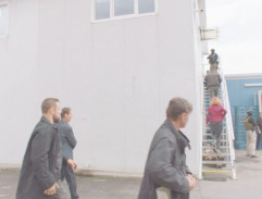 Policejní prohlídka v tržnici