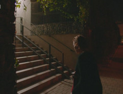 Petra Vávrová na schodech