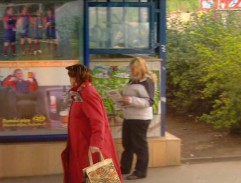 reklama na zastávke električky