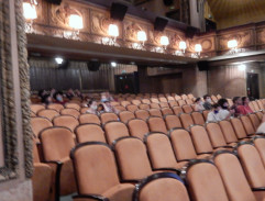 Promítání Kuratoria