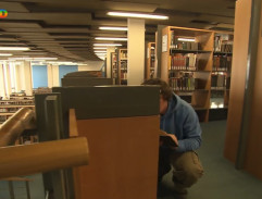 Hledání knihy o pověsti