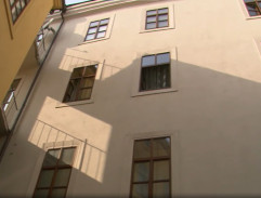 Dům u kamenné panny