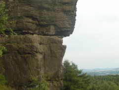 Příjezd ke skalám