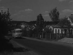 Průjezd autobusu obcí