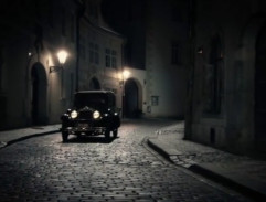 Příjezd tajemného auta