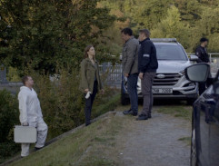 Vyšetřování u řeky