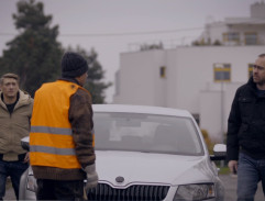 Před domem Ducháčkových