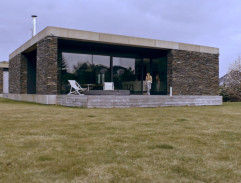 Zadní strana vily Machových