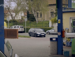 Příjezd na benzínovou pumpu