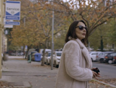 Před bydlištěm veroniky Doležalové