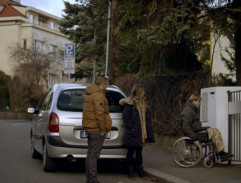 Před vilou Rožánkových