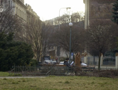 Tajná schůzka v parku