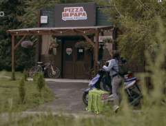 S08E01 Mimo zákon 1