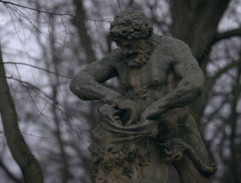 Socha Samsona v parku