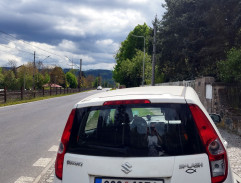 Před vilou Boháčových