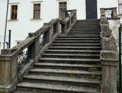 S08E15 Ježíš žije!