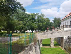 S08E15 Ježíš žije!