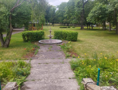 S08E15 Ježíš žije!