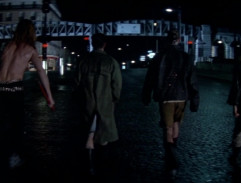 Feťáci míří k lékárně