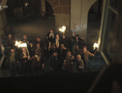 Před domem v Domažlicích