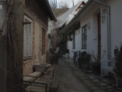 Ulice v kamenné čtvrti