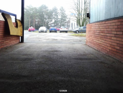 Erikův odjezd autem