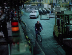 v automobiilovom závode