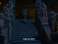 Schodiště se sochami