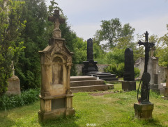 Hrobka Šouralových