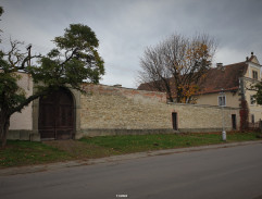 Brána statku Milotových