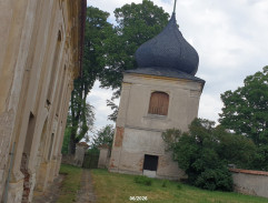 Zvonice kostela