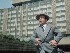 Zítra vstanu a opařím se čajem