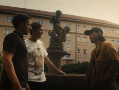 Sraz s dealerem trávy