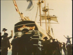 Kráska Molly odplouvá