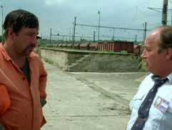 Ještě žiju s věšákem, plácačkou a čepicí