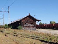 Ještě žiju s věšákem, plácačkou a čepicí