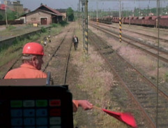 Ještě žiju s věšákem, plácačkou a čepicí