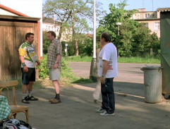 Ještě žiju s věšákem, plácačkou a čepicí